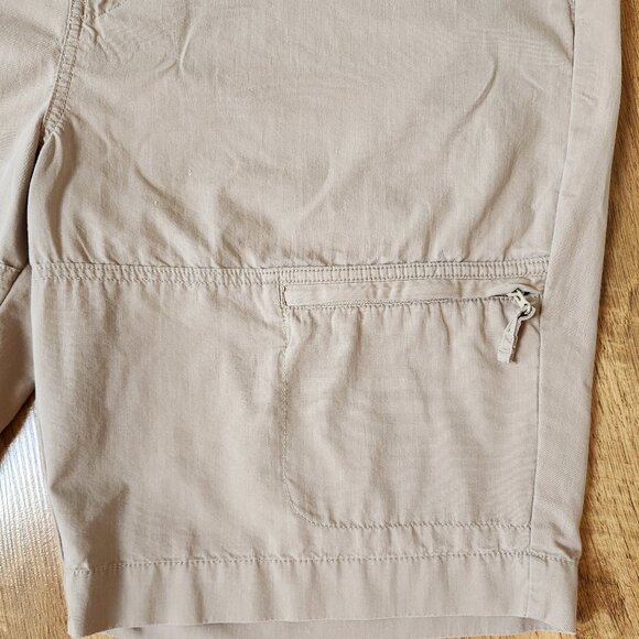 Chaps 40 Khaki Mens Shorts - Picture 2 of 12